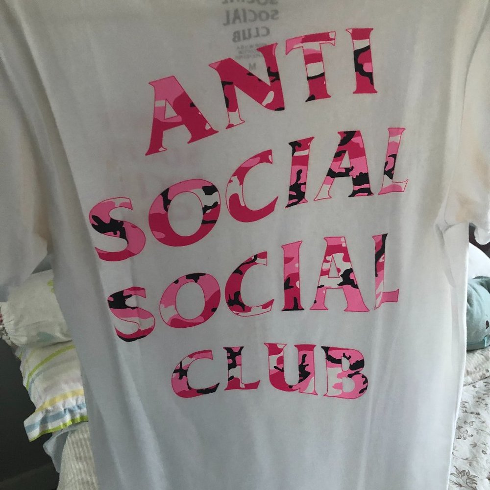 Anti Social Social Club White Beverly Pink Camo T